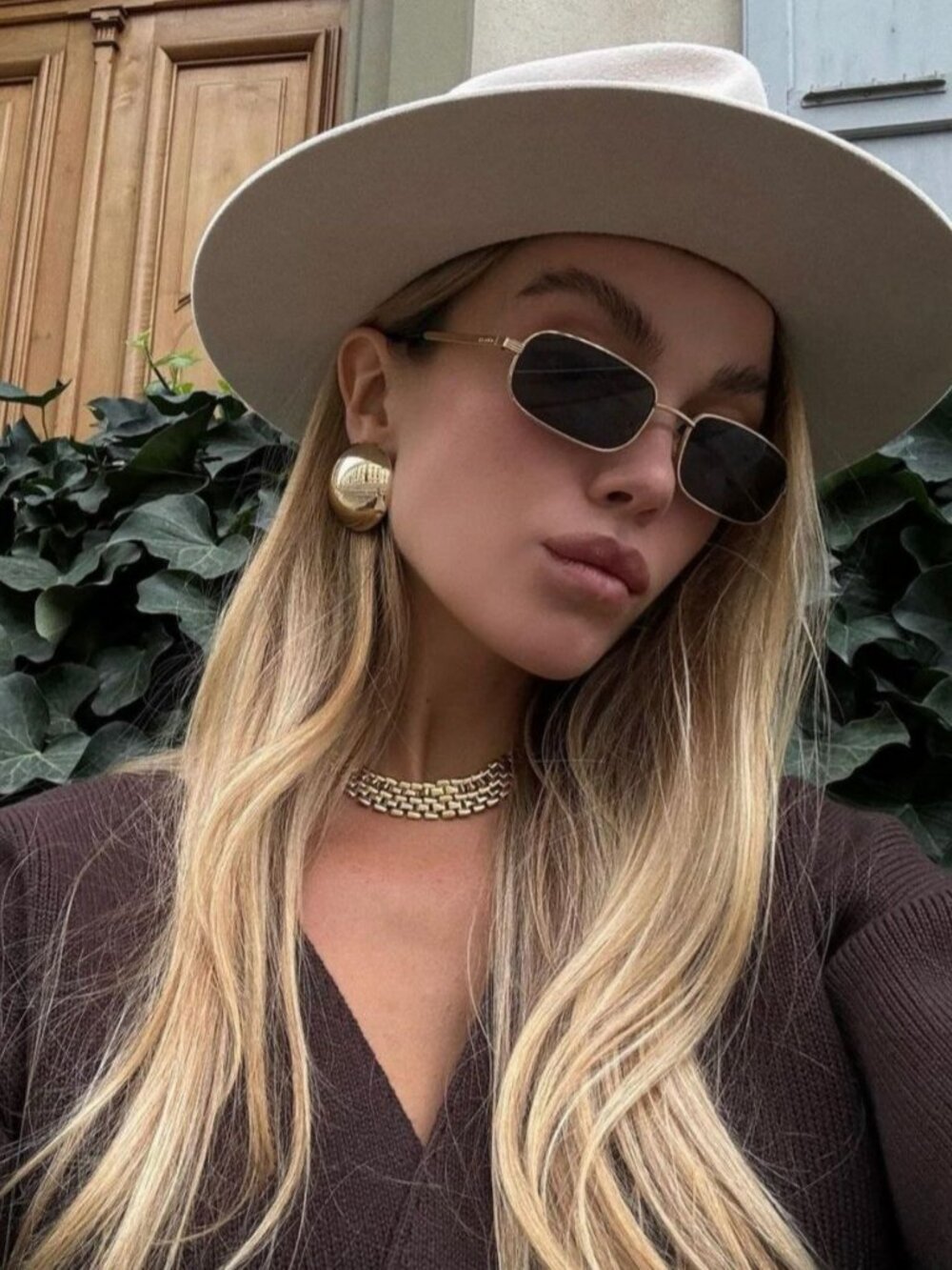 GUCCI GG1457S 001 GOLD RECTANGLE SUNGLASSES